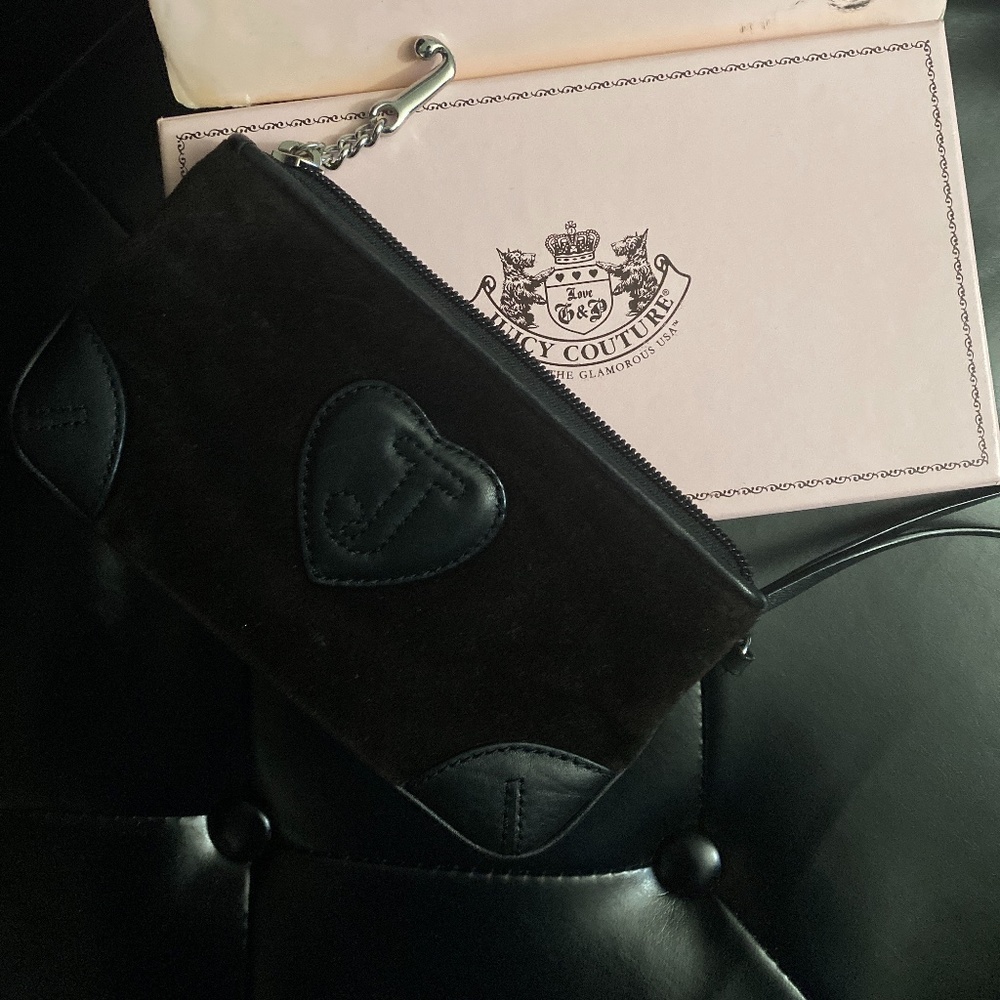 Juicy Couture wristlet